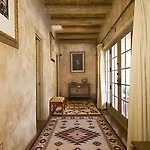 Cowboy Retreat Three-Bedroom Holiday Home