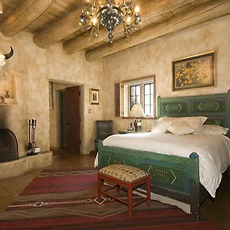 Cowboy Retreat * Santa Fe